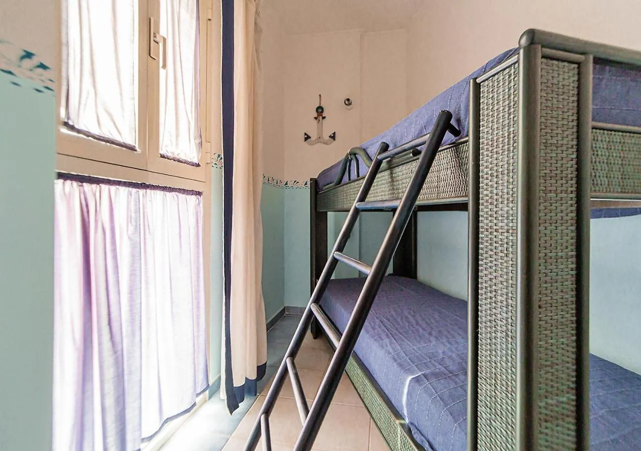 Murphy Holiday Home - Flat House 302 La Maddalena  Apartamento La Maddalena (Sassari)